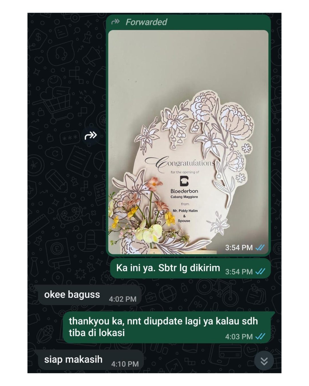 Review WhatsApp pelanggan Dear Darlene: papan bunga opening Bloederbon cabang Maggiore — oke bagus