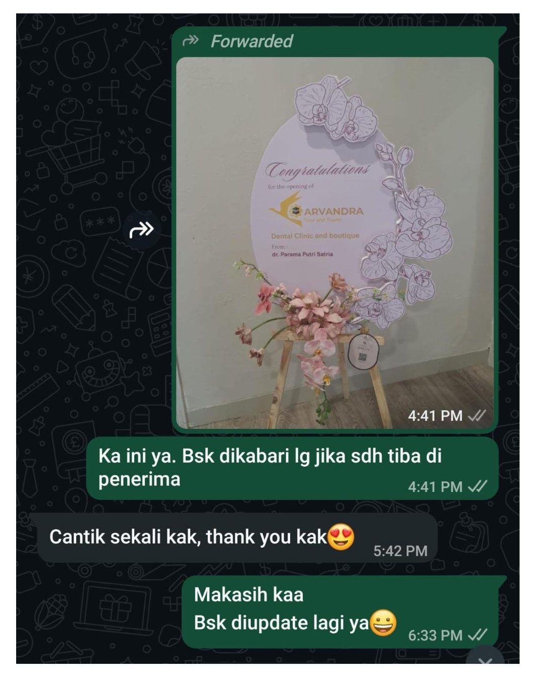 Review WhatsApp pelanggan Dear Darlene: papan bunga opening dental clinic — cantik sekali kak, thank you